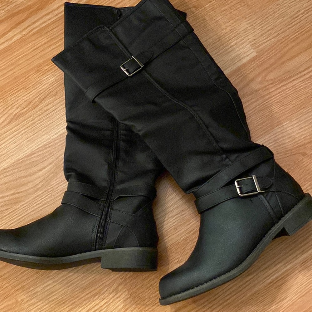 🆕 Black Ride Around knee high, 1” heeled riding boots  WC